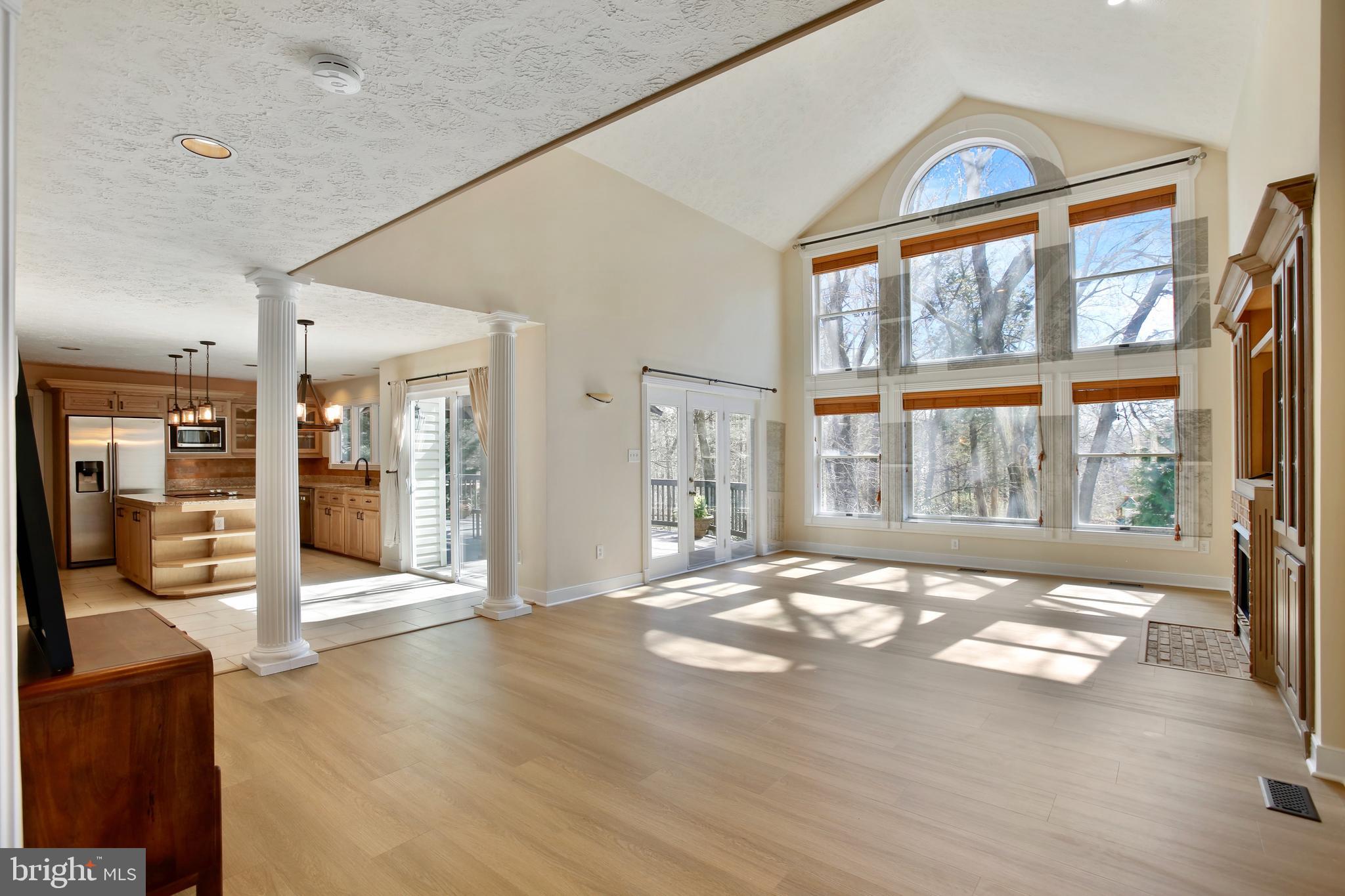 21133 Stonecrop Pl