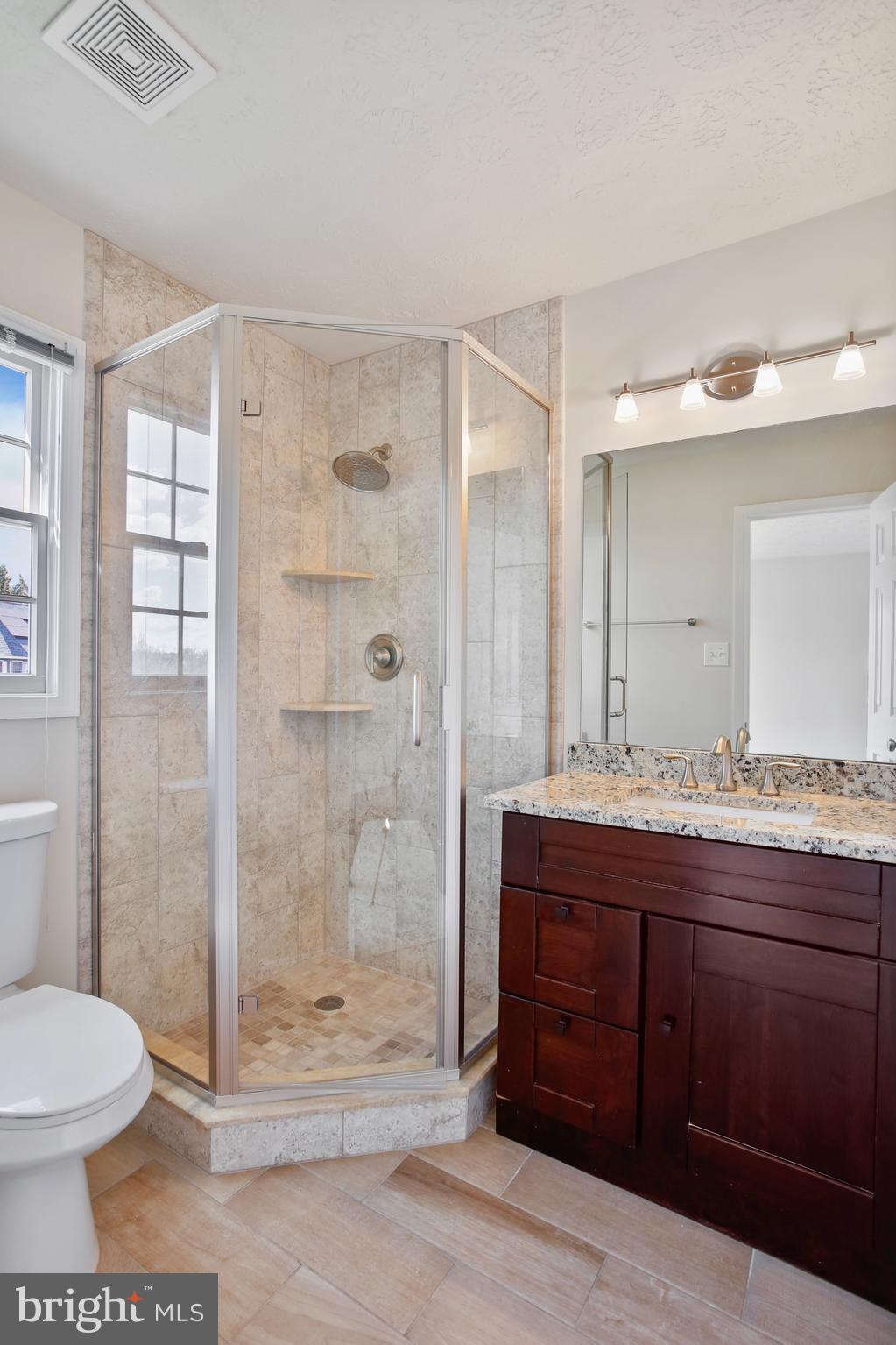 21133 Stonecrop Pl