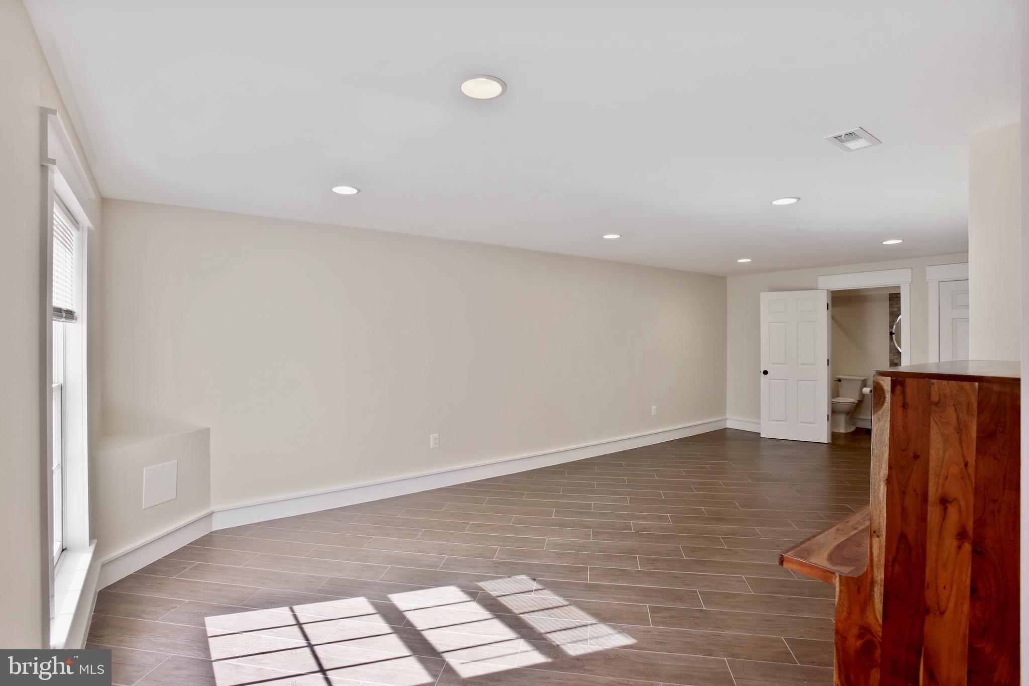 21133 Stonecrop Pl