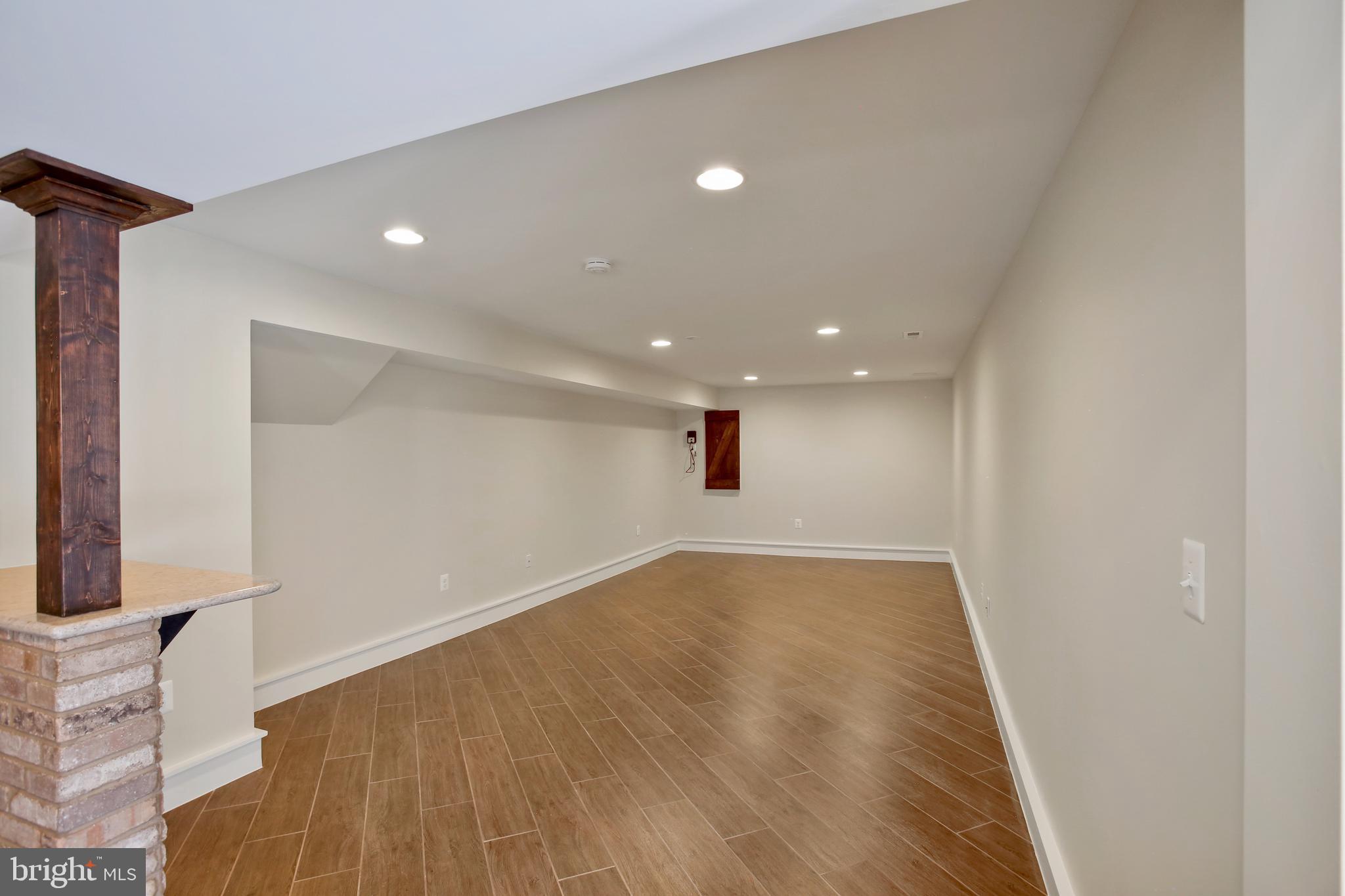 21133 Stonecrop Pl