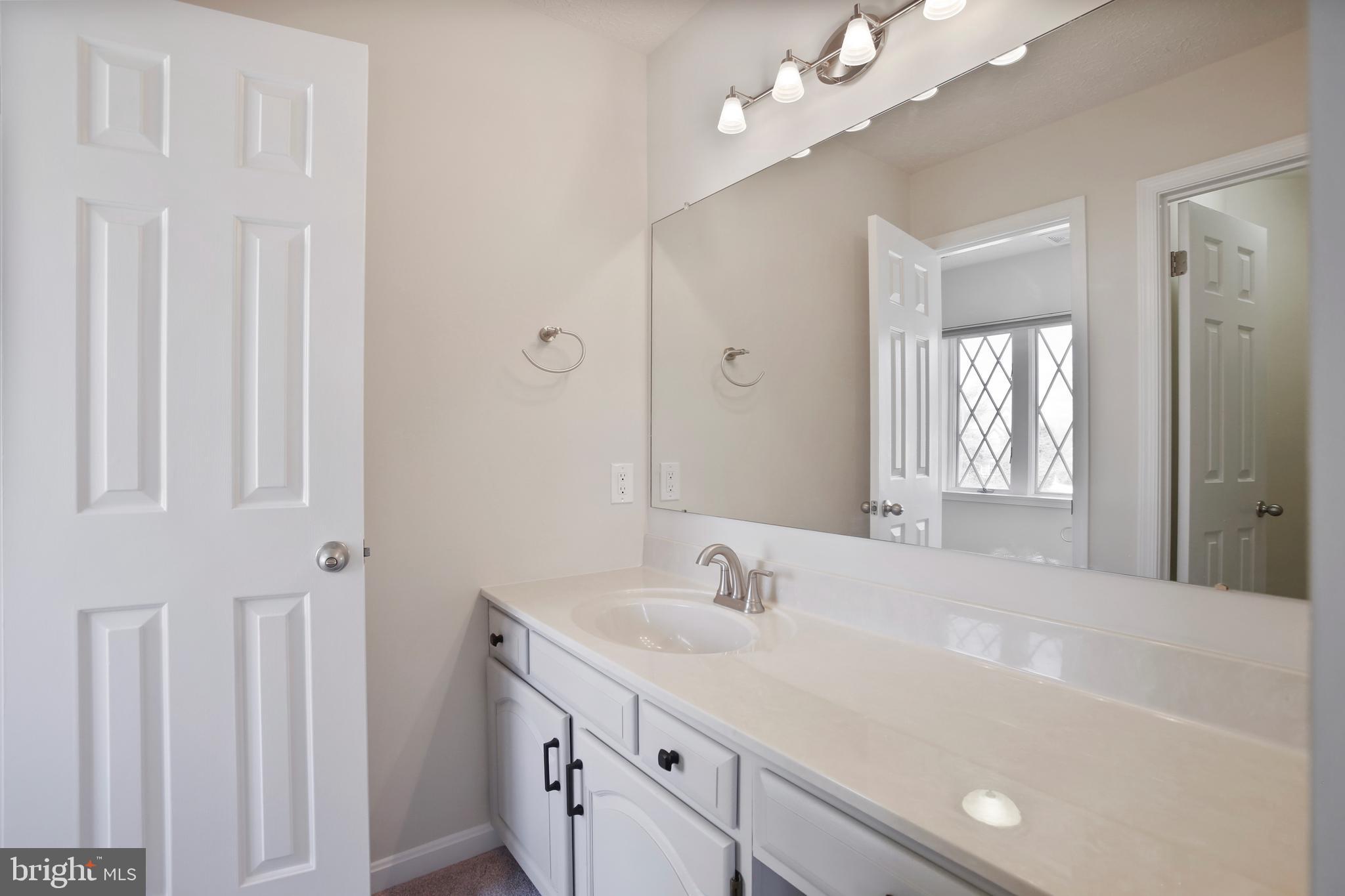 21133 Stonecrop Pl
