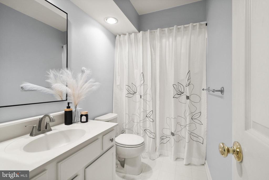 43218 Kathleen Elizabeth Dr