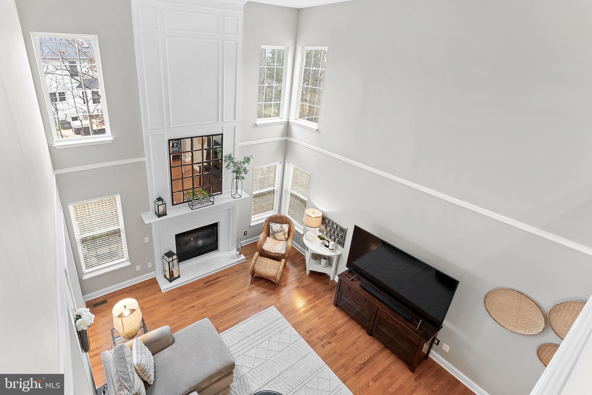 21492 Hearthstone Ct
