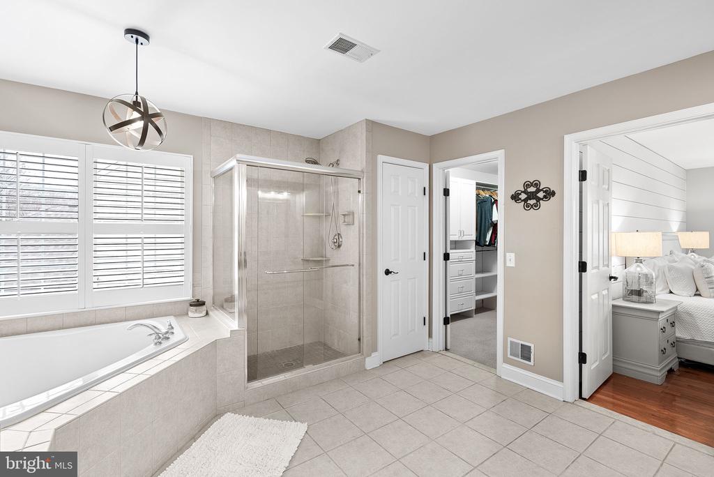 21492 Hearthstone Ct