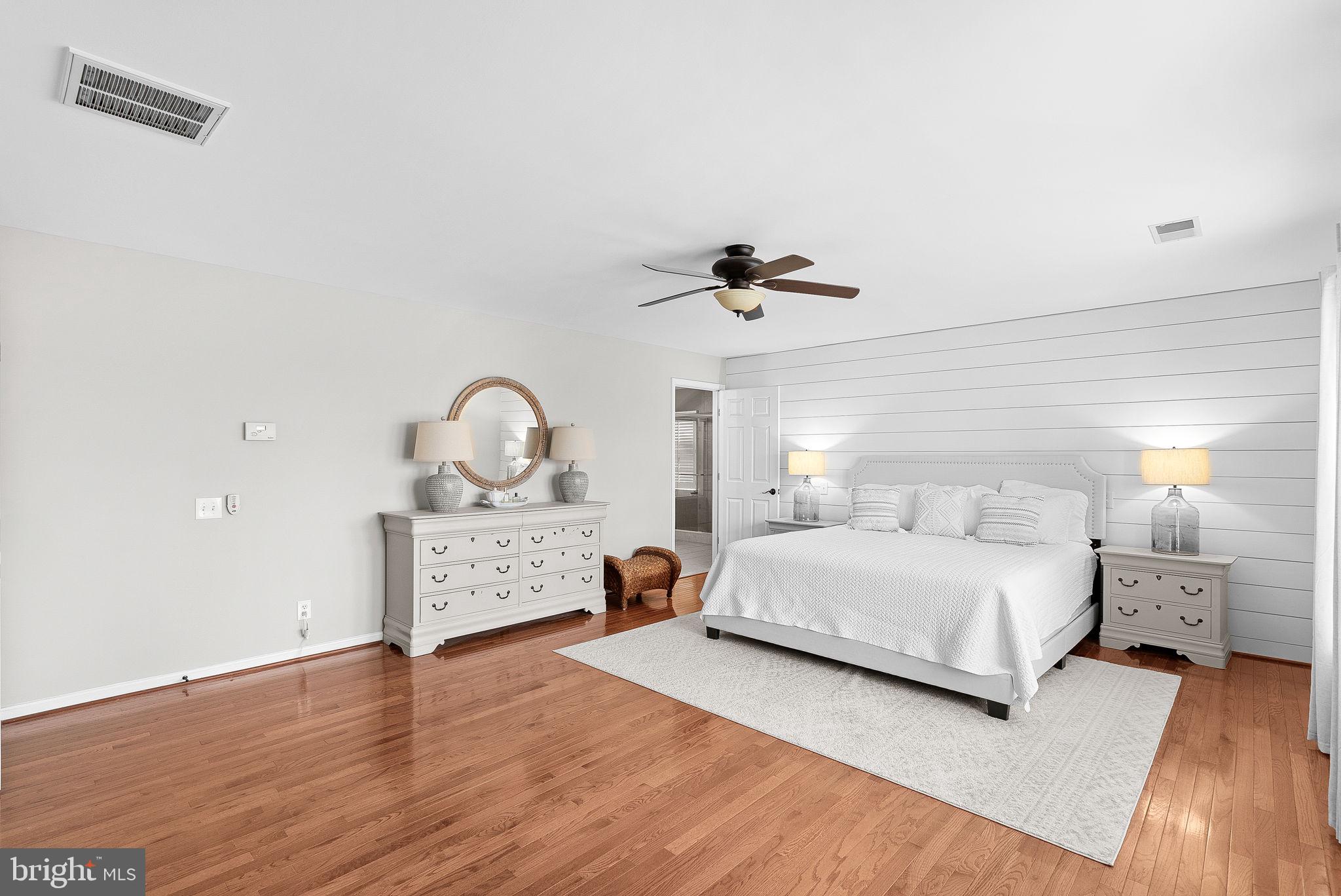 21492 Hearthstone Ct