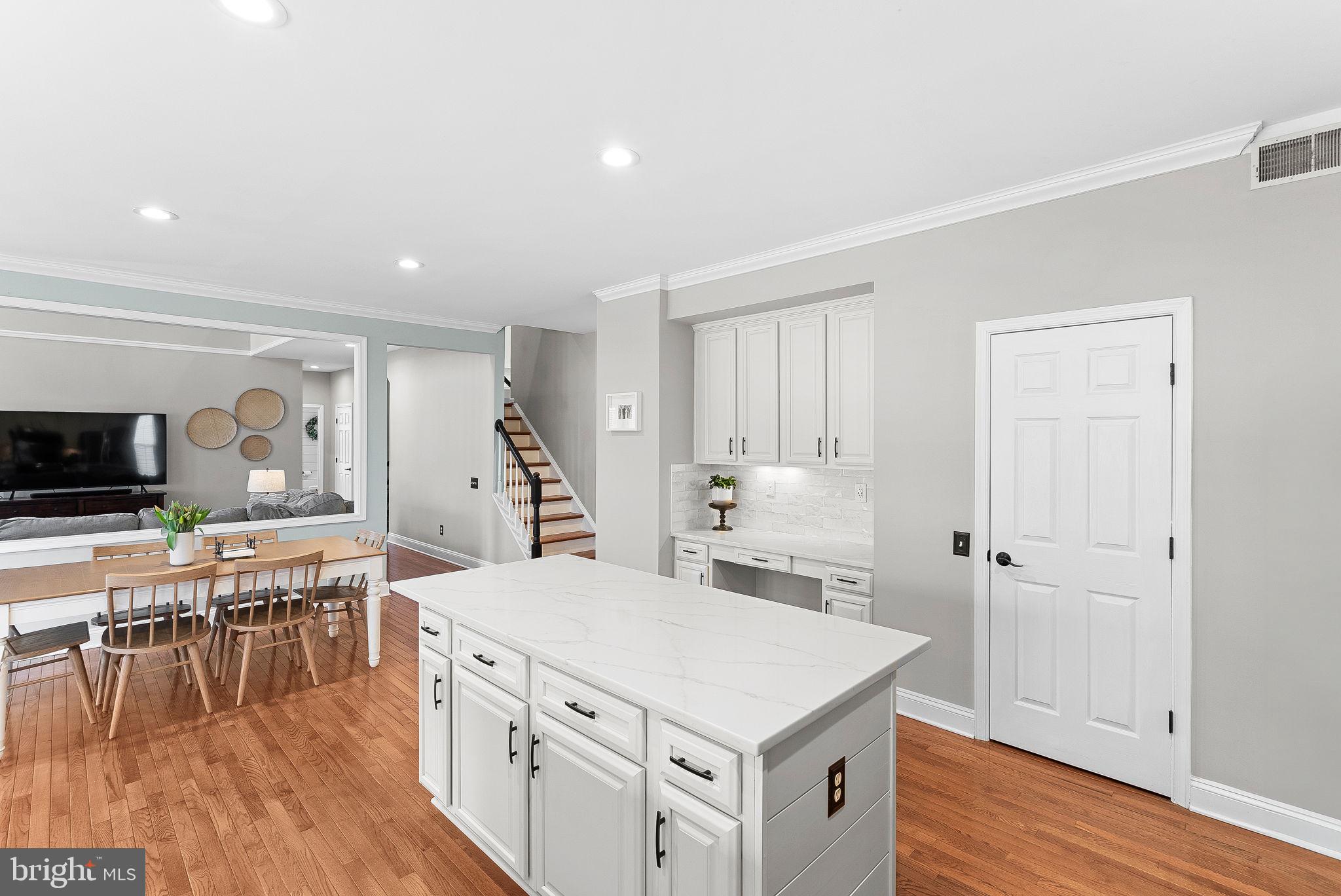 21492 Hearthstone Ct