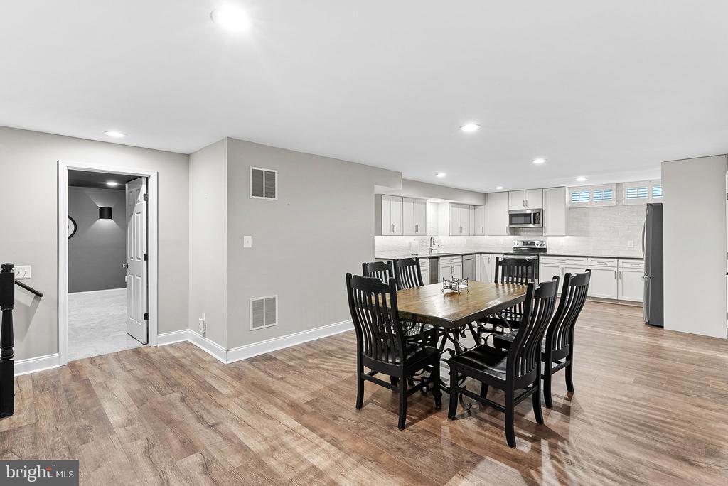 21492 Hearthstone Ct