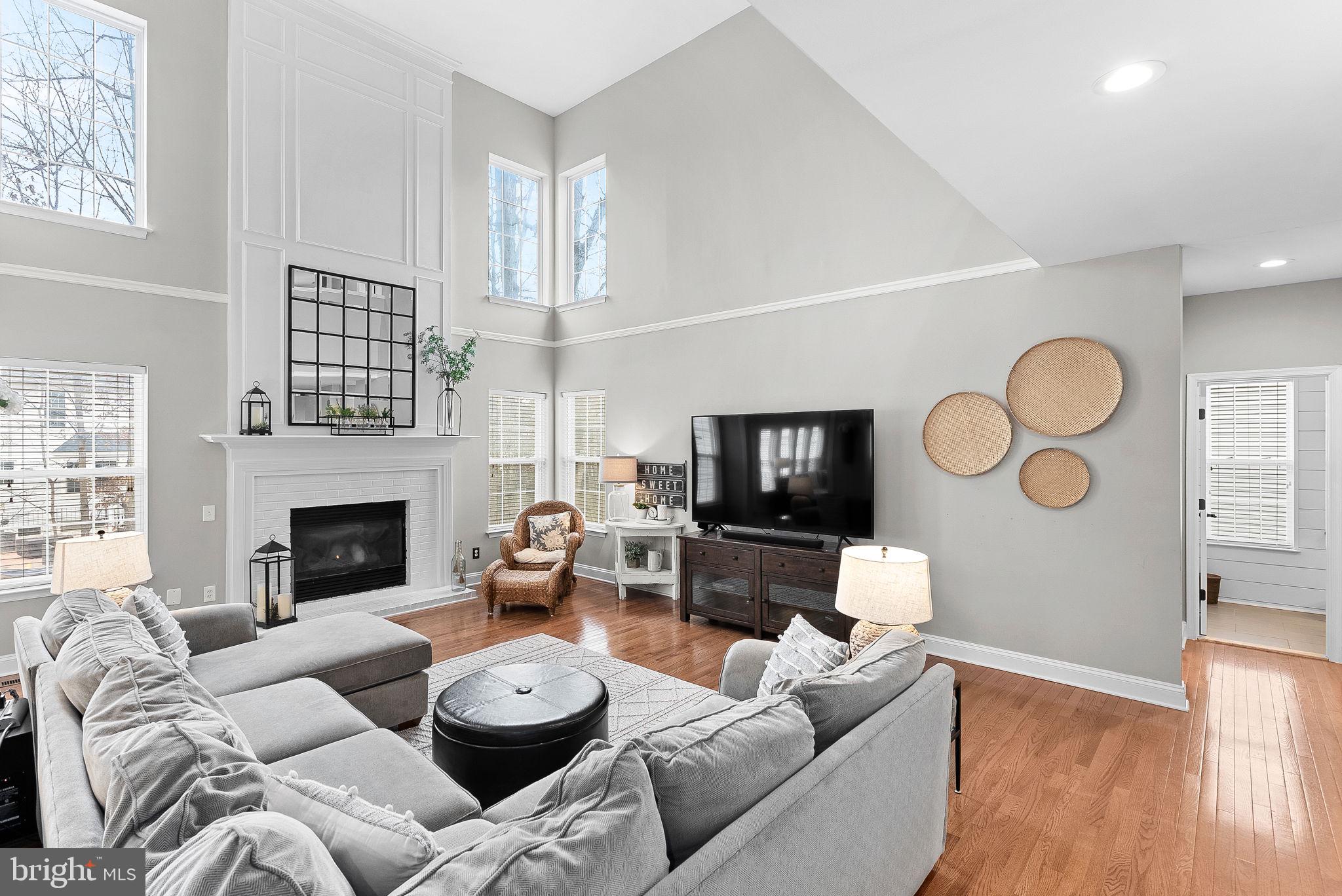 21492 Hearthstone Ct