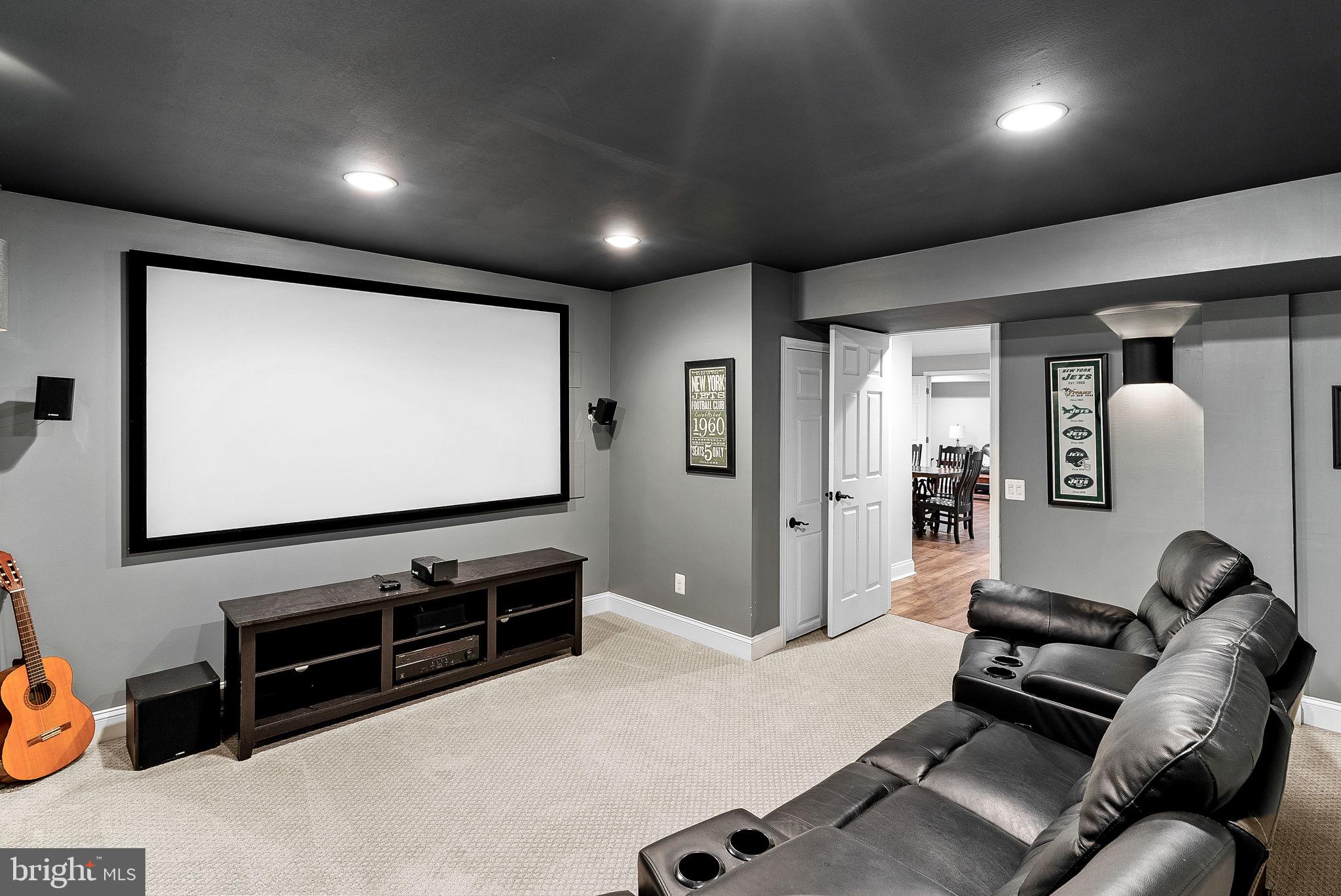 21492 Hearthstone Ct