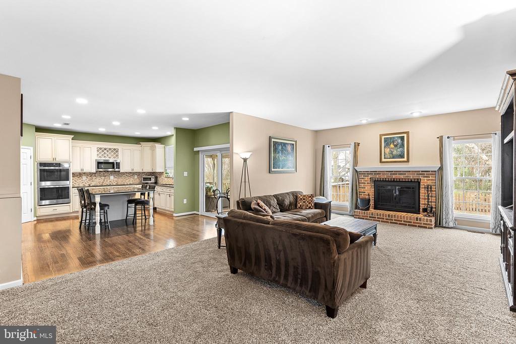 20528 Deerwatch Pl