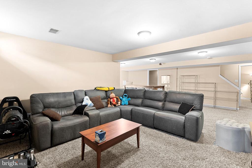 20528 Deerwatch Pl