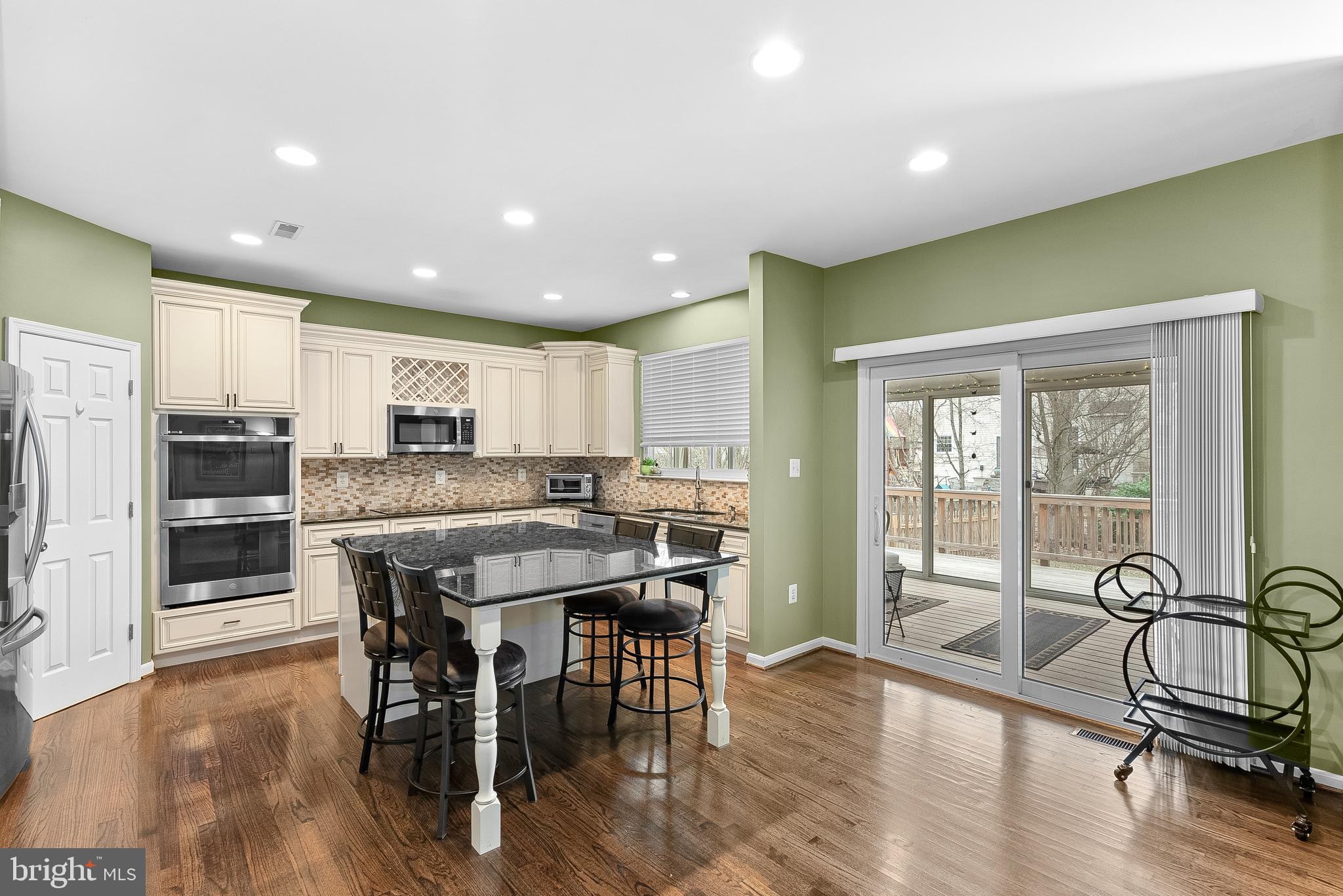 20528 Deerwatch Pl