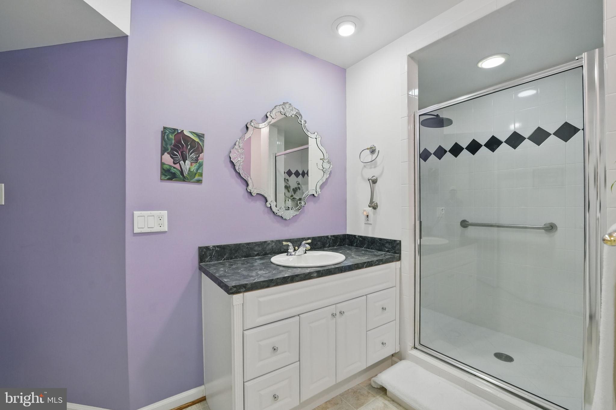 44011 Cheltenham Cir