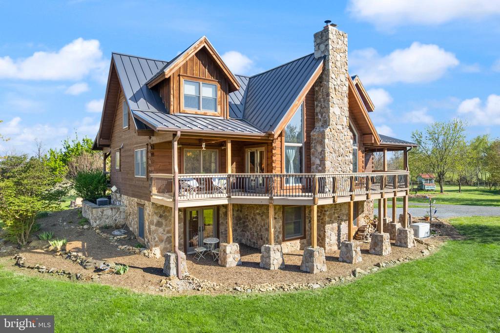 34388 Bridgestone Ln