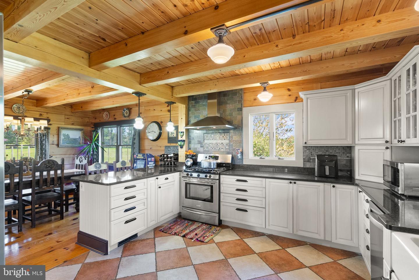 34388 Bridgestone Ln