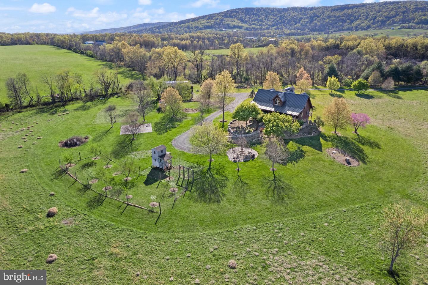34388 Bridgestone Ln