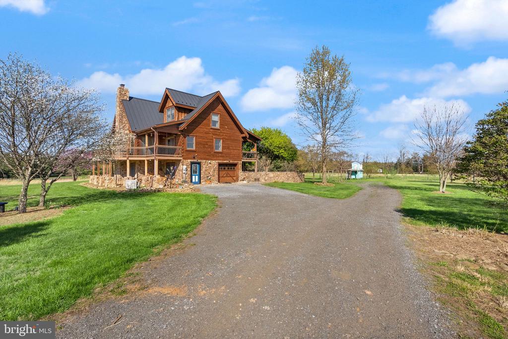 34388 Bridgestone Ln
