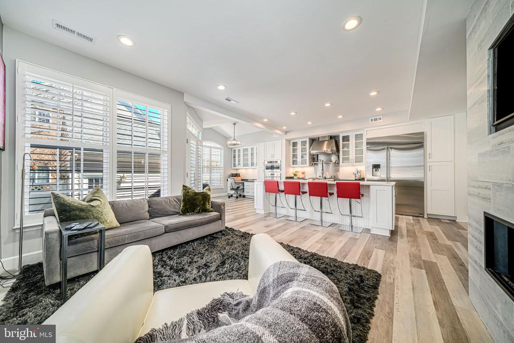 42526 Legacy Park Dr