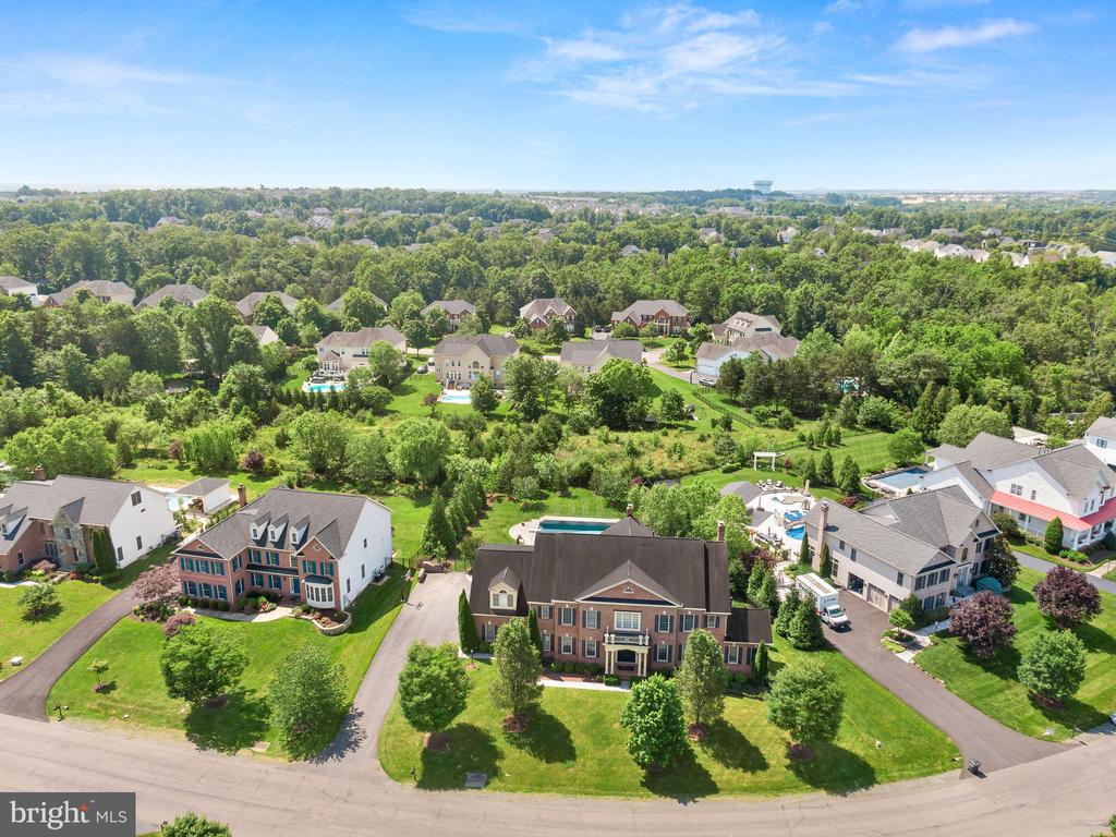 21994 Auction Barn Dr