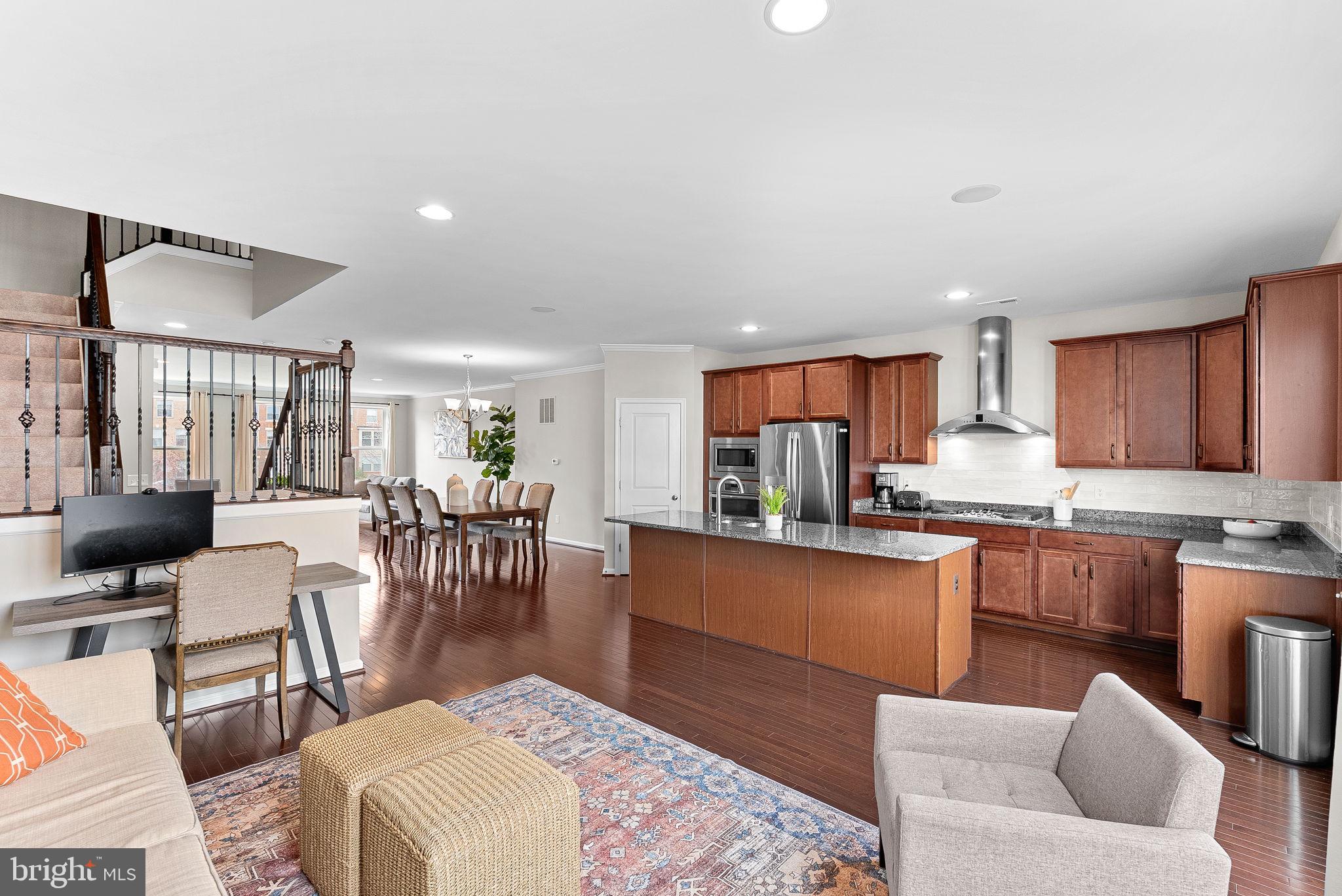 23486 Hillgate Ter