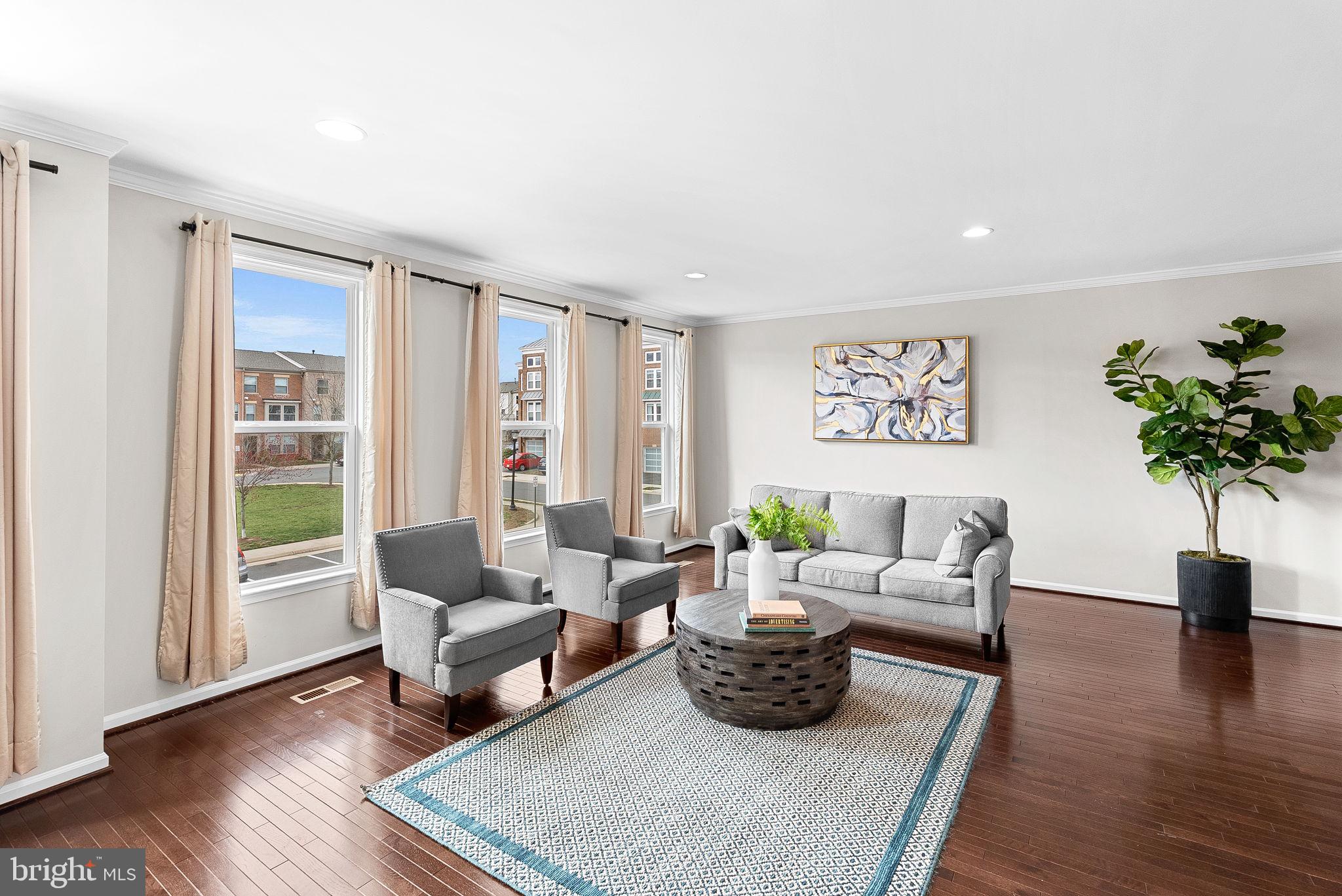 23486 Hillgate Ter
