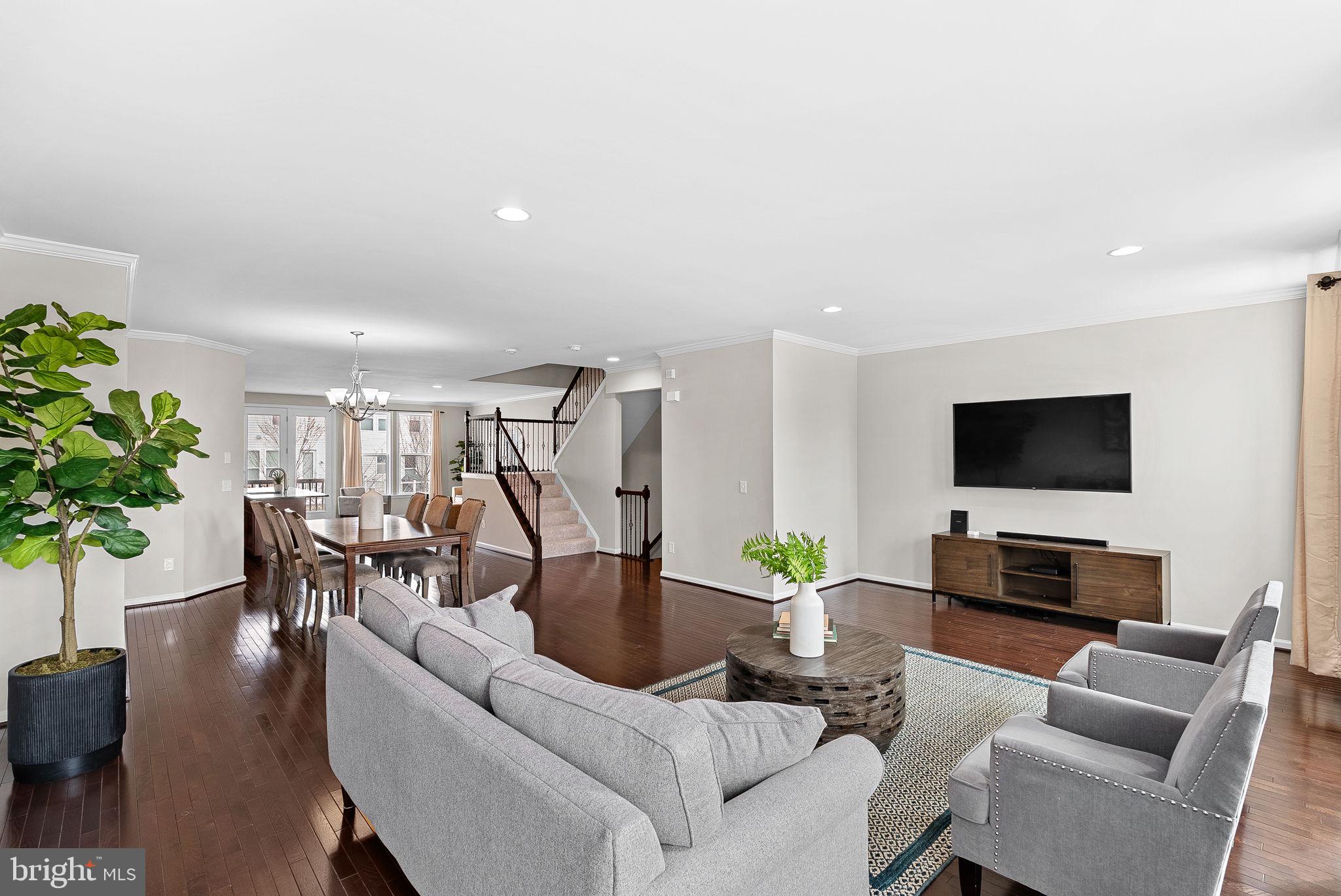 23486 Hillgate Ter