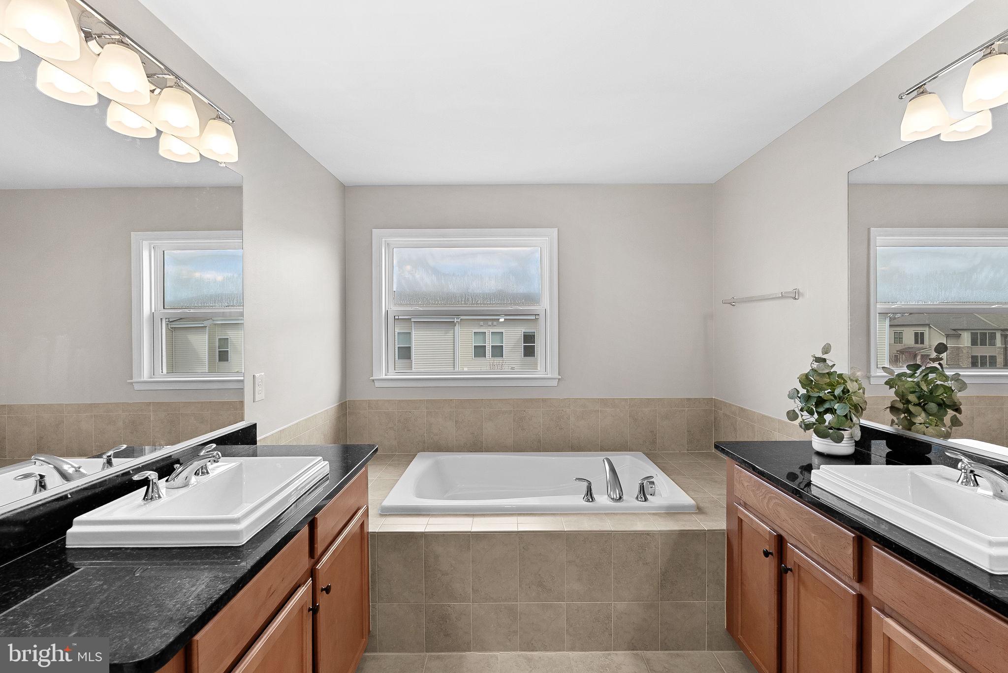 23486 Hillgate Ter