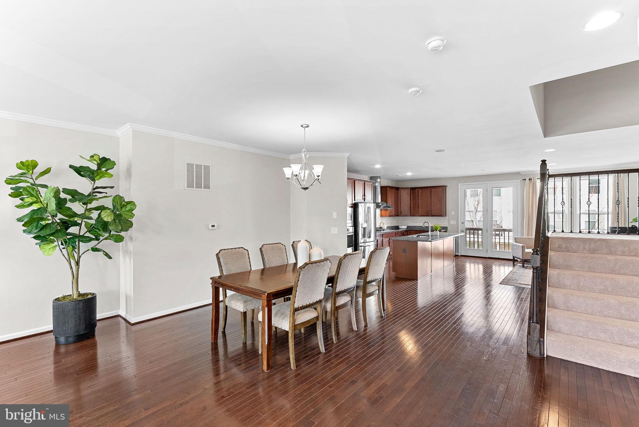 23486 Hillgate Ter