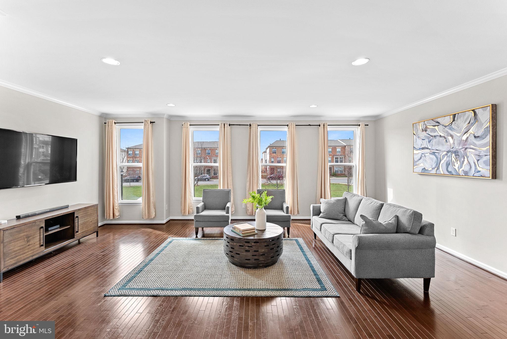 23486 Hillgate Ter