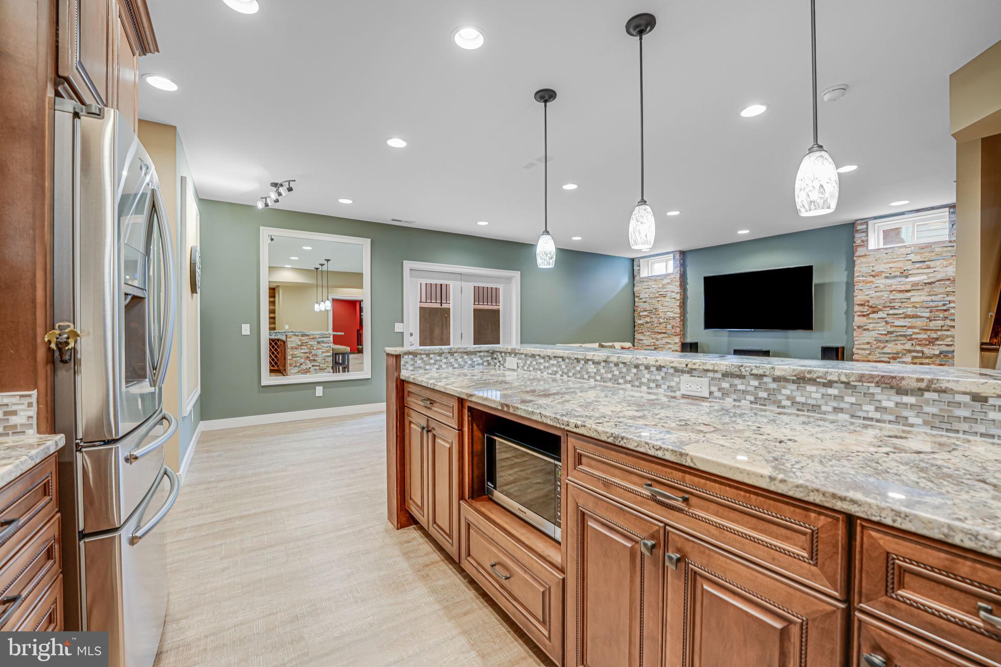 41150 White Cedar Ct