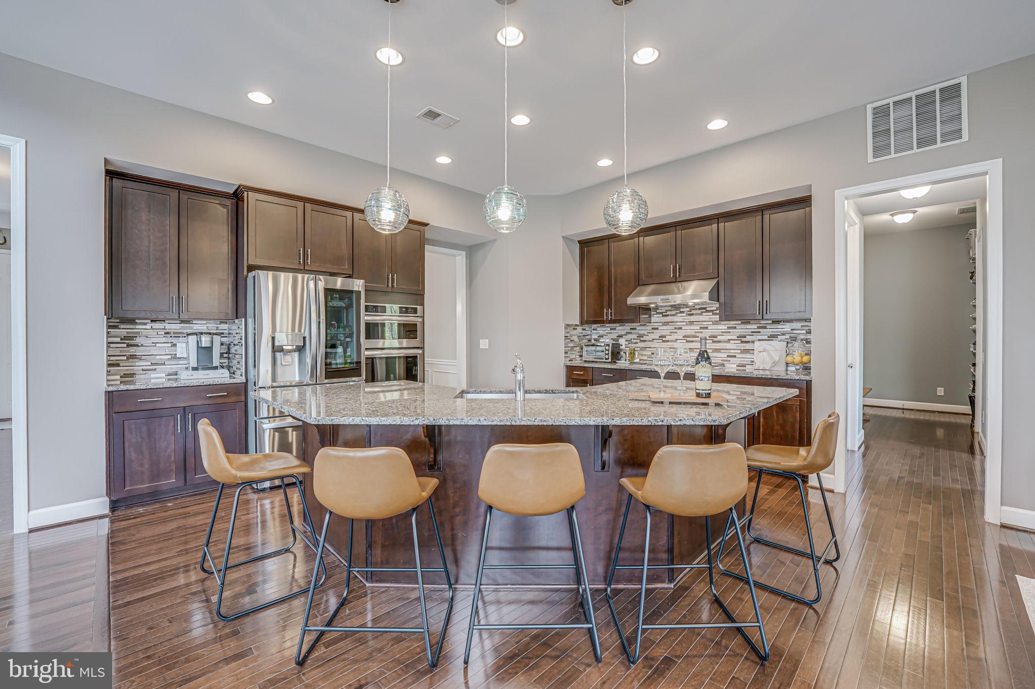 41150 White Cedar Ct