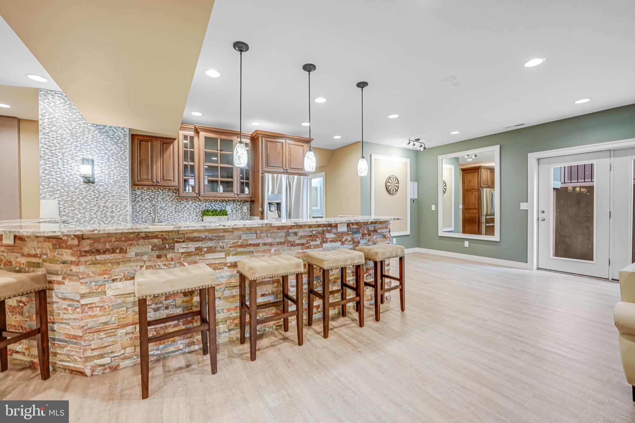 41150 White Cedar Ct