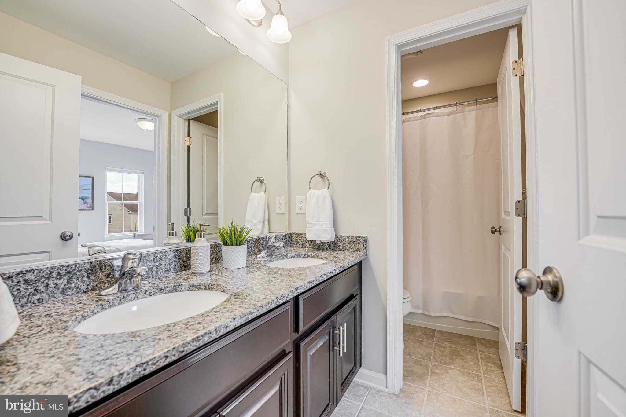 41150 White Cedar Ct