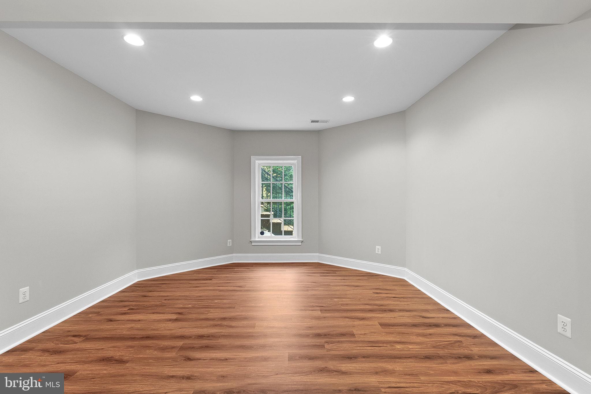 20713 Ashburn Valley Ct