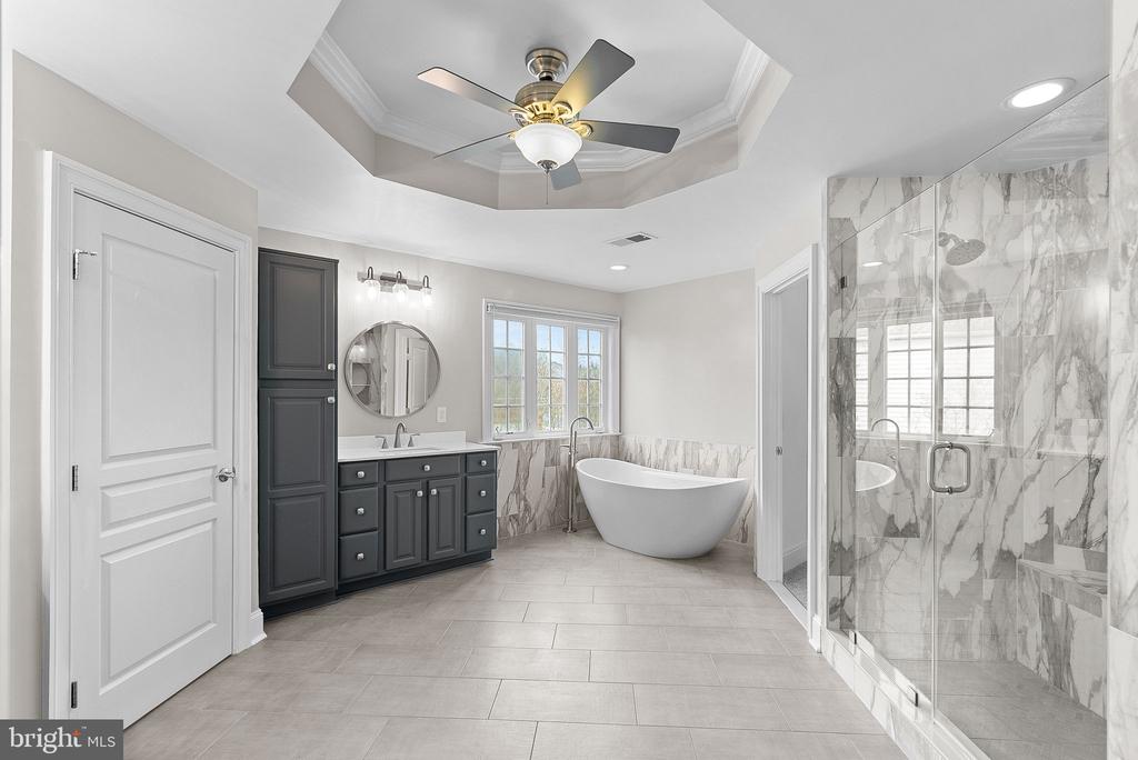 20713 Ashburn Valley Ct