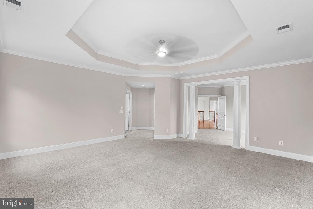20713 Ashburn Valley Ct