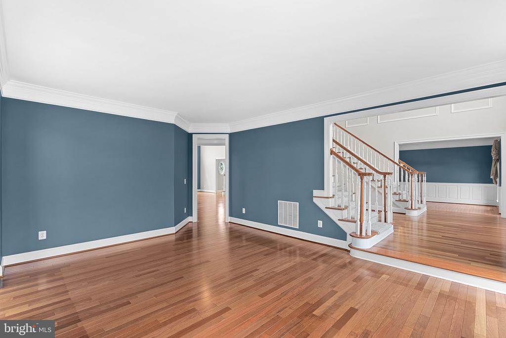 20713 Ashburn Valley Ct