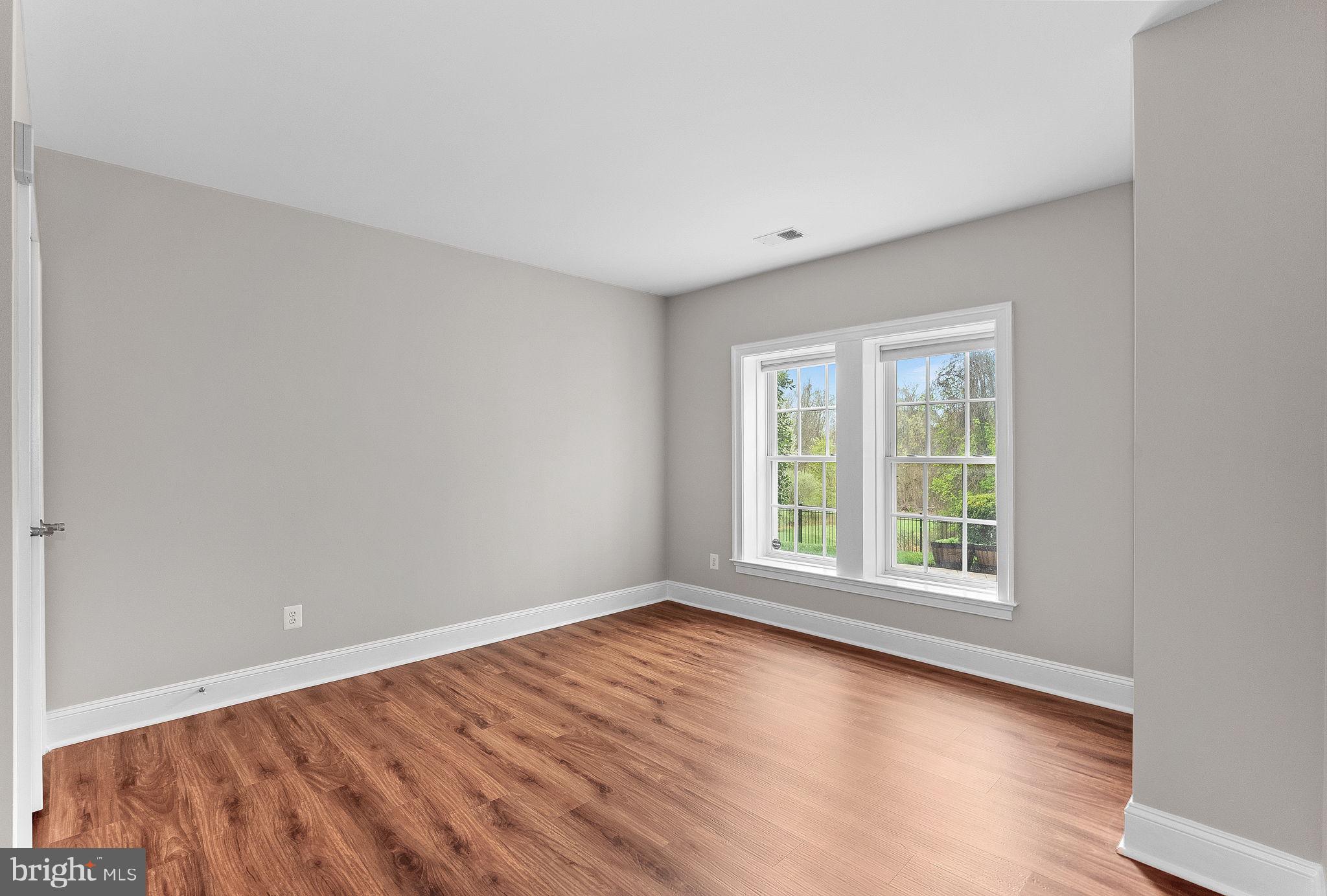 20713 Ashburn Valley Ct