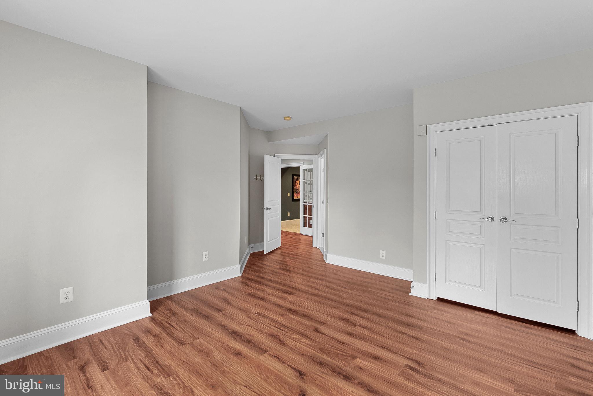 20713 Ashburn Valley Ct