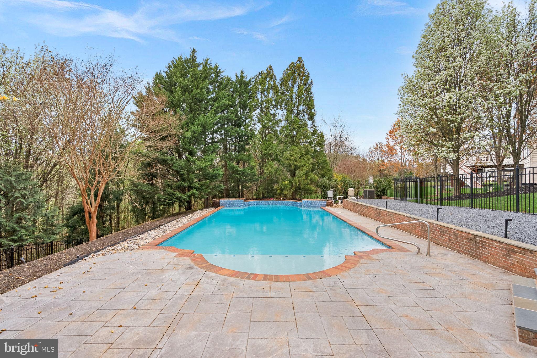 20713 Ashburn Valley Ct