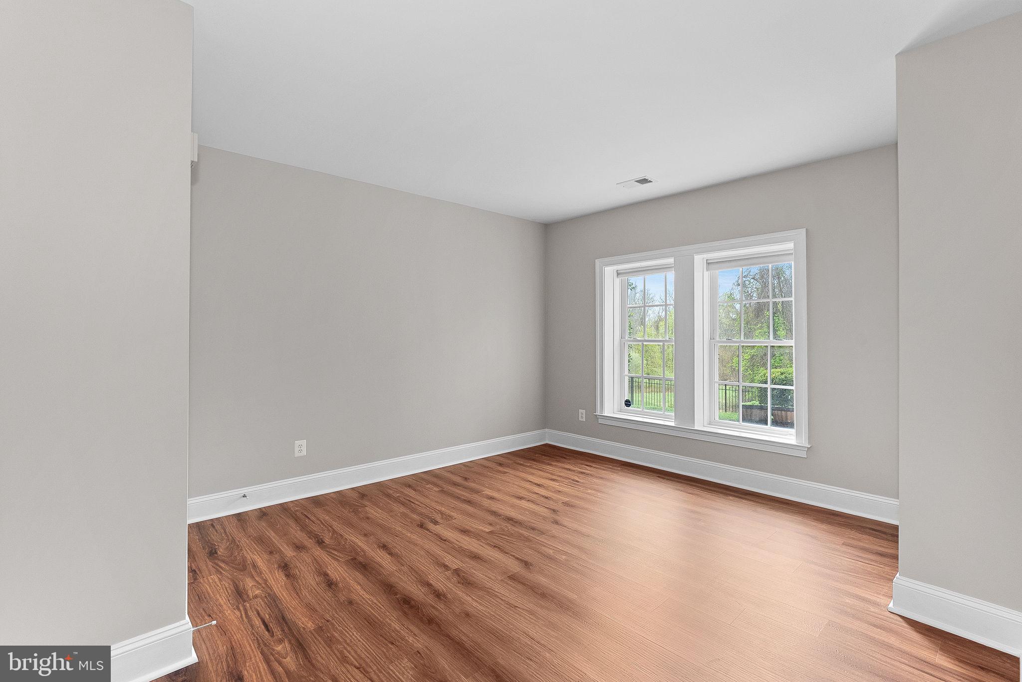 20713 Ashburn Valley Ct