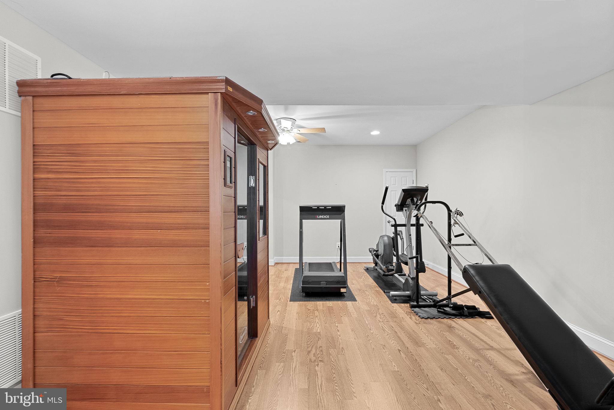 20713 Ashburn Valley Ct