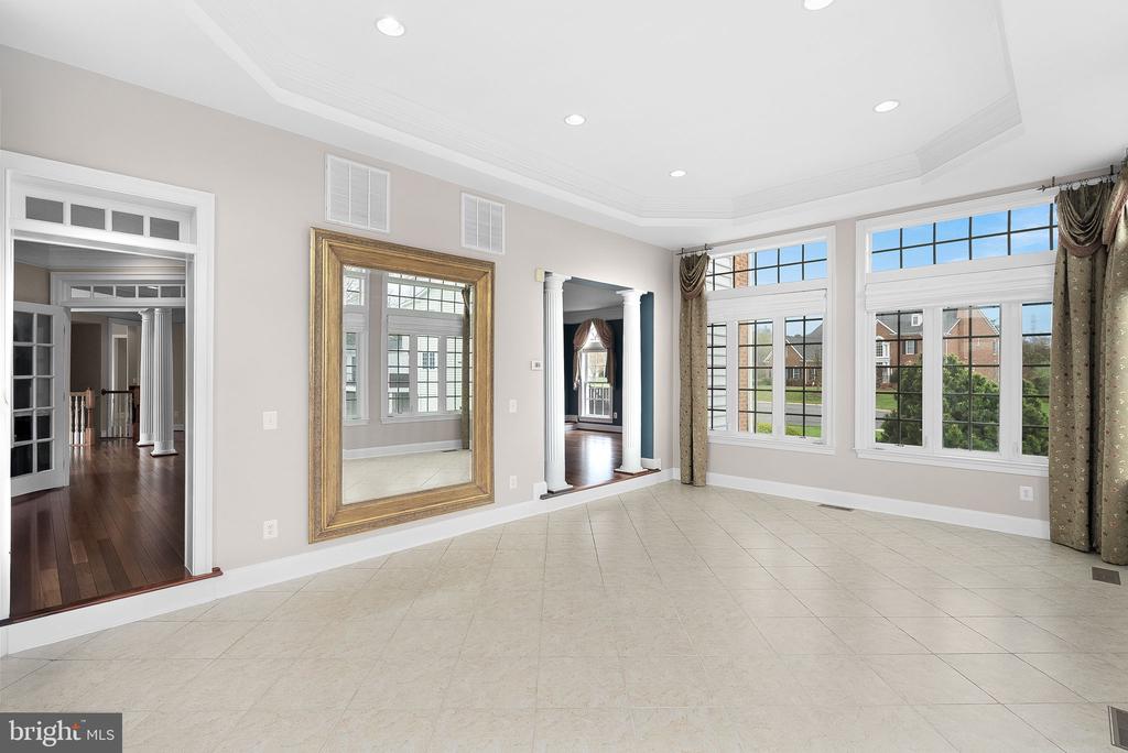 20713 Ashburn Valley Ct