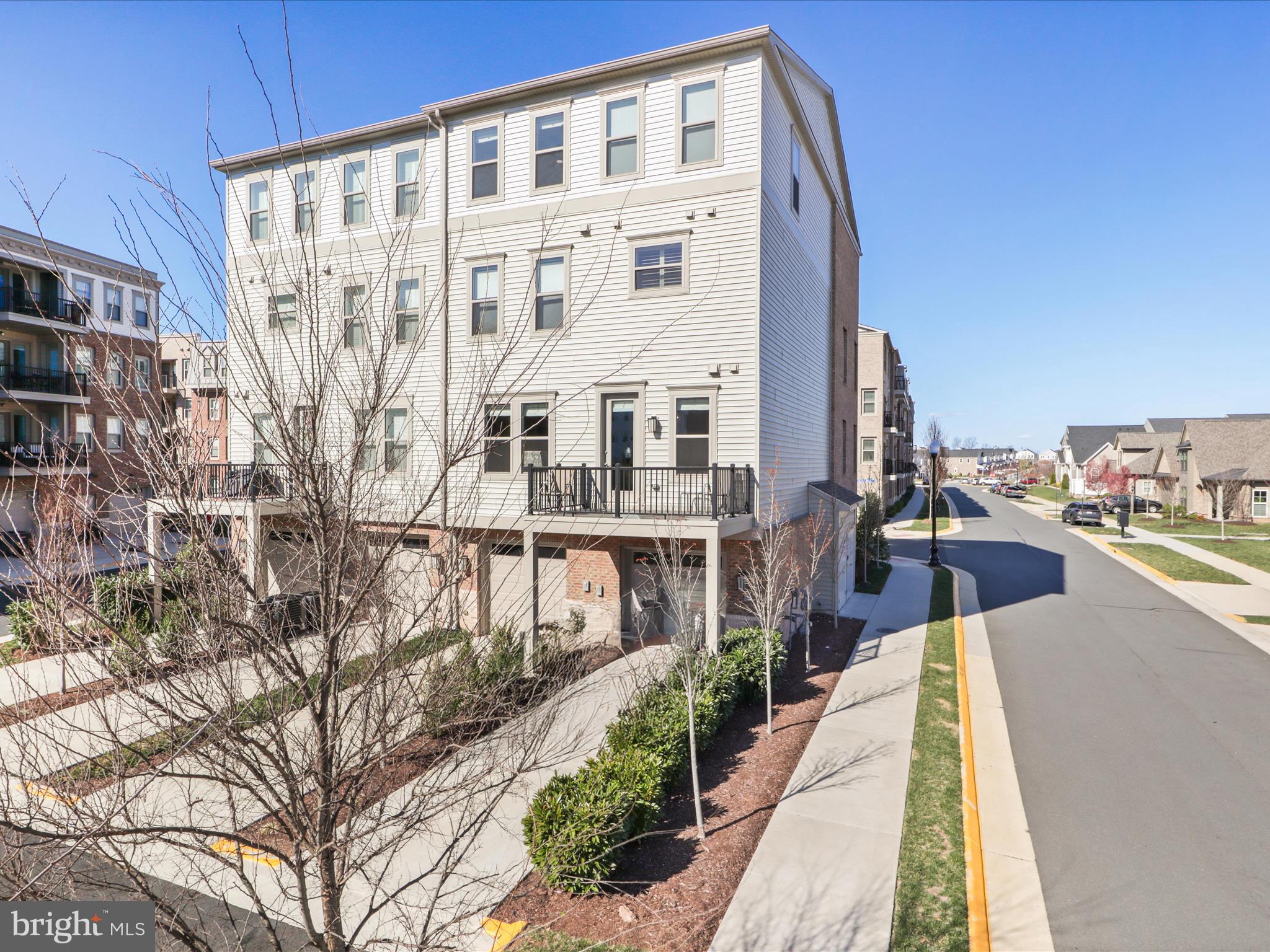 23606 Havelock Walk Ter