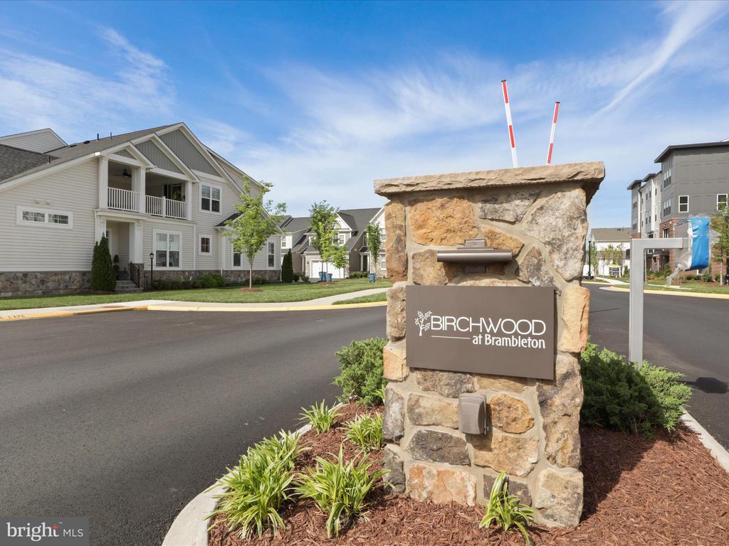 23606 Havelock Walk Ter