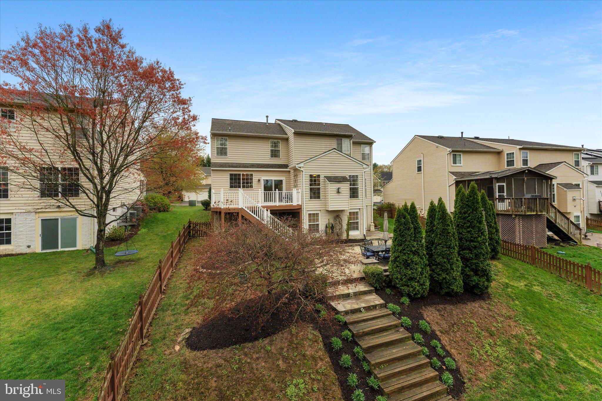 229 E Skyline Dr