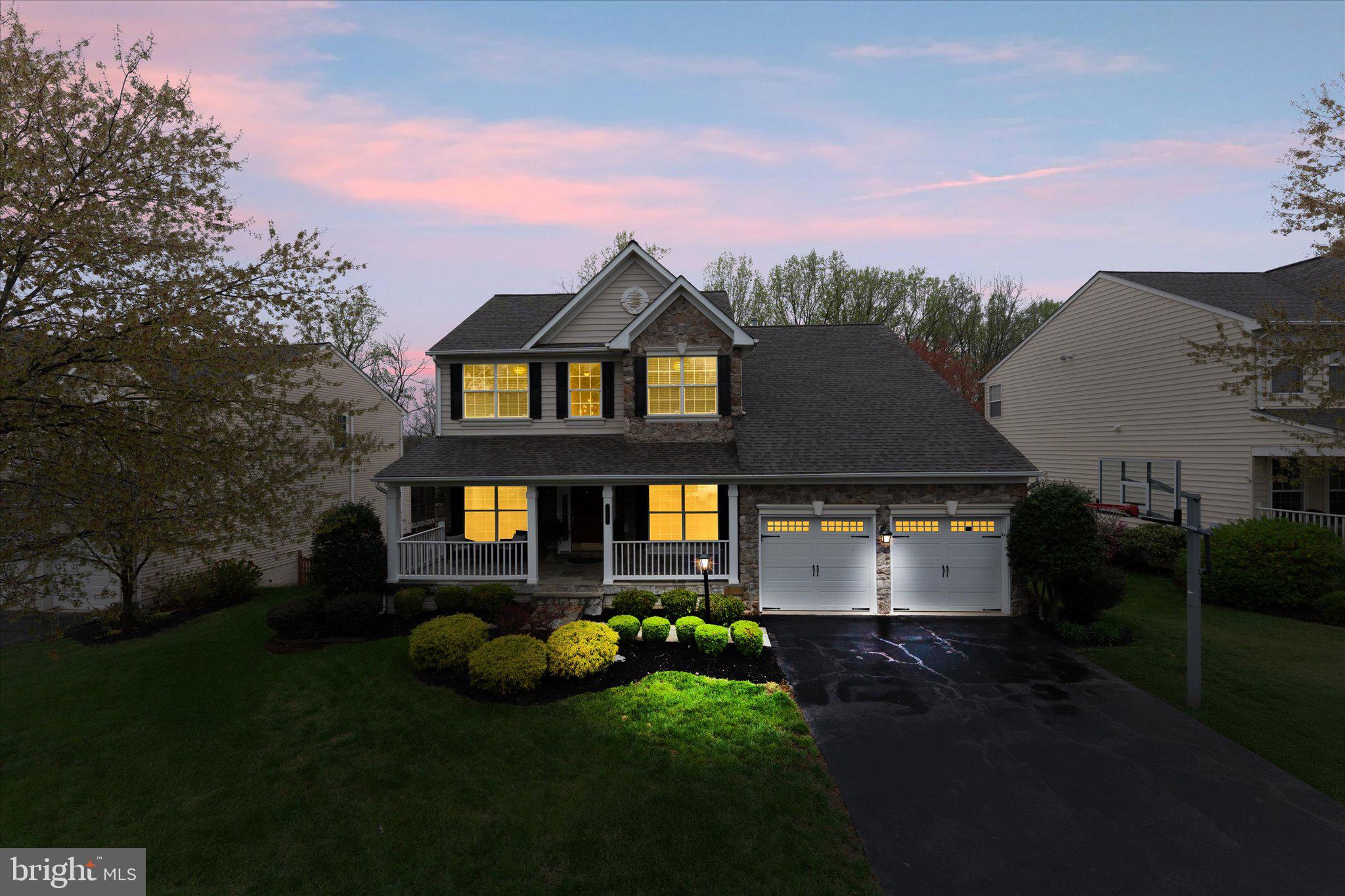 229 E Skyline Dr