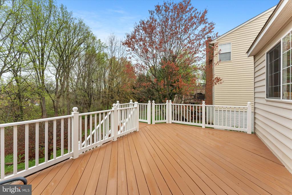 229 E Skyline Dr