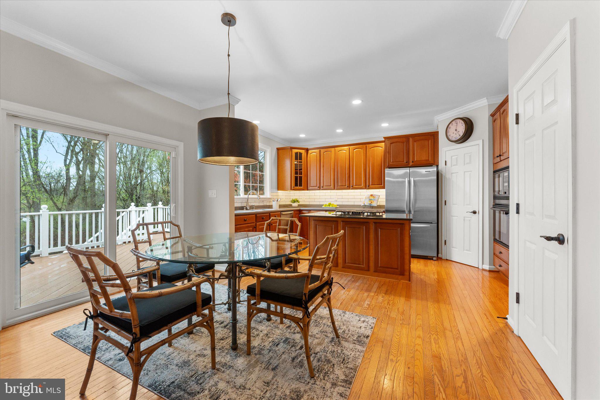 229 E Skyline Dr