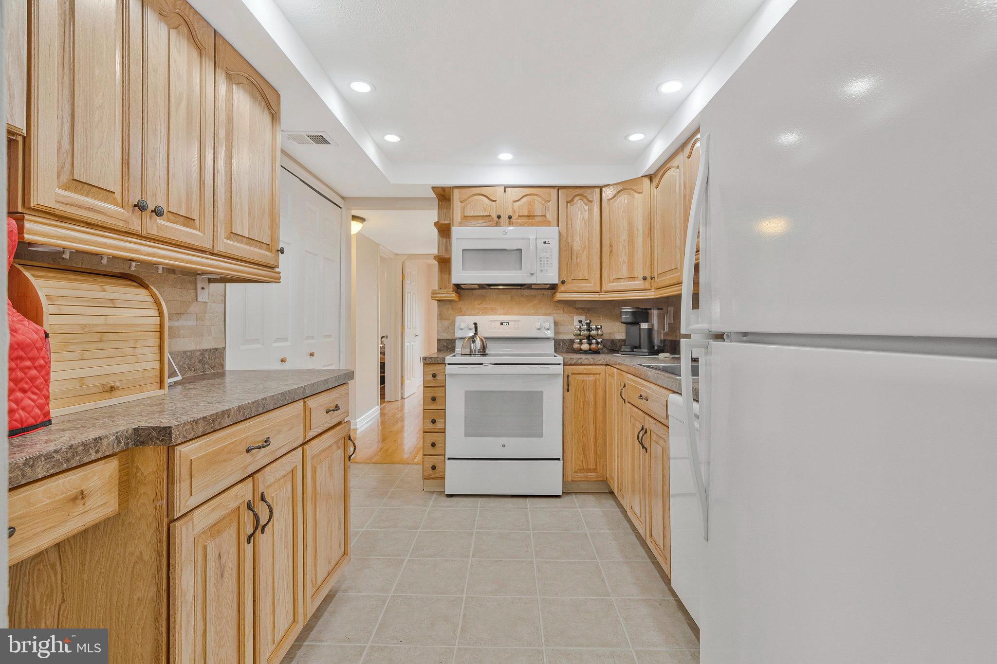 238 Greenfield Ct